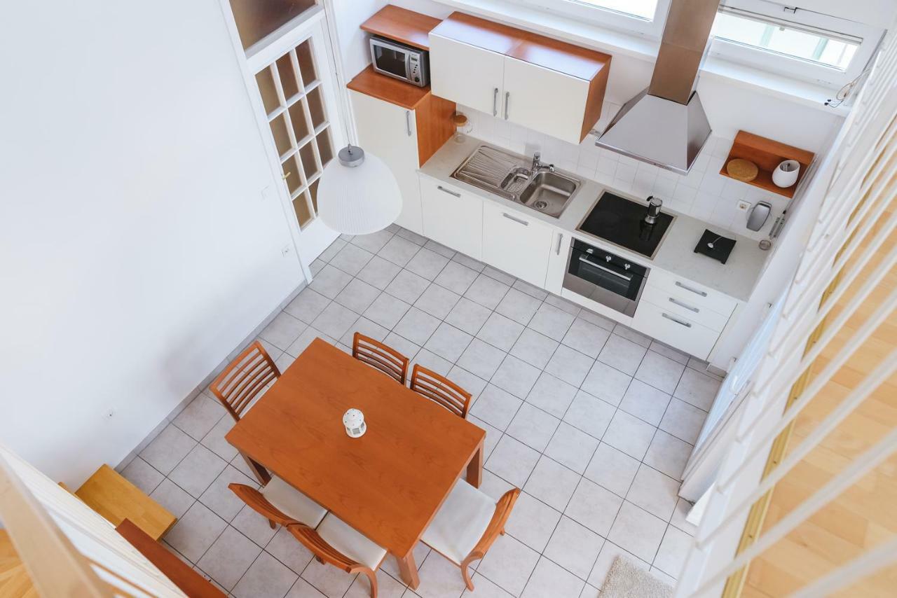 Appartement Apartma Joy - Private Beach à Ankaran Extérieur photo